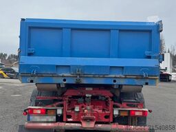 Volvo FH460 6x2 hook truck with Multilift hook.