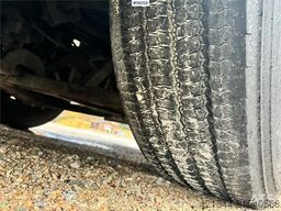 Volvo 9700 6x2 coach