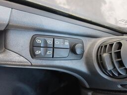 Mercedes-Benz Axor 1829 A 4x4 Klima Standheizung 3 Sitze