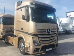 Mercedes-Benz Actros 1853