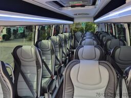 MERCEDES-BENZ 519 Sunset S 4 Ferqui Lagerfahrzeug Stock