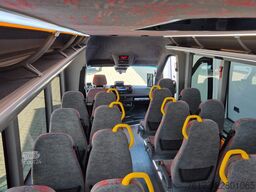 MERCEDES-BENZ 30 Sitzer Schul- Transferbus 519 Lagerfahrzeug