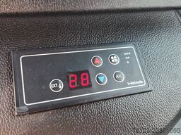 MERCEDES-BENZ 30 Sitzer Schul- Transferbus 519 Lagerfahrzeug