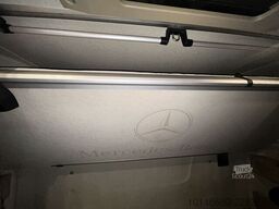 Mercedes-Benz Actros 2551