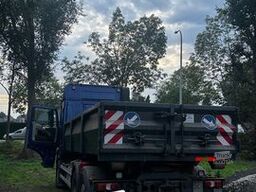 Mercedes-Benz Actros 2551