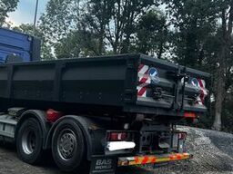 Mercedes-Benz Actros 2551