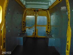 RENAULT Master 2.3 dCi 135 L3H3 -Kamera-