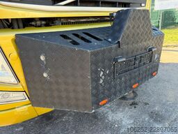 Volvo FH 420 8x4 PRITSCHE + 30m! KRAN FASSI F660 (6x)...
