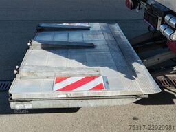 SCHMITZ CARGOBULL SKO 24/ LBW 2500 kg UFB /DS/ BLUMEN / TK SCB
