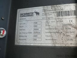 SCHMITZ CARGOBULL SKO 24/ LBW 2500 kg UFB /DS/ BLUMEN / TK SCB
