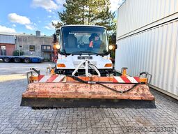 UNIMOG U400 mit Breining U2000 Bitumenspritze + Besen