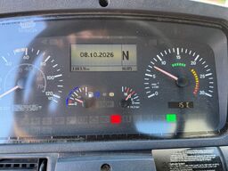 UNIMOG U400 mit Breining U2000 Bitumenspritze + Besen