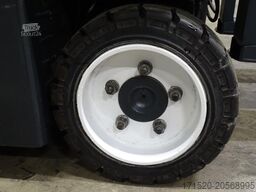 Combilift C3000CBE - TRIPLEX