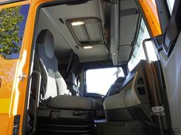 MAN TGM 26.320 6×2-4/NEW platform tow truck
