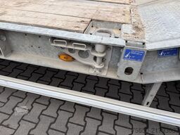 Humbaur HTD 30  3 Achs Tiefladeranhänger, Wenig Benutzt