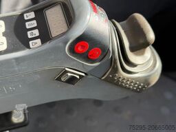 IVECO TRAKKER AD340T45 8x4 HIAB Hakenlift Retarder