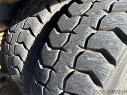 IVECO TRAKKER AD340T45 8x4 HIAB Hakenlift Retarder