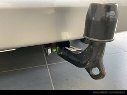 MERCEDES-BENZ V 300 d 4MATIC EXCLUSIVE EDITION Lang Navi/SHD