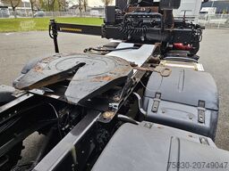 MAN TGS 26.480 6x6 / HIAB CRANE / TRACTOR + BOX TRUCK