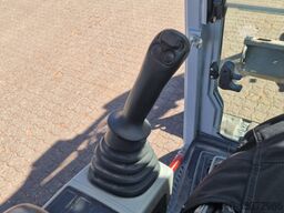 Wacker Neuson ET65 3 Löffel & Powertilt