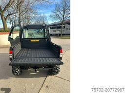 John-Deere Gator XUV 855D