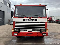 Scania 82 - 210 (LAMES / STEEL SUSP. / POMPE MANUELLE ...