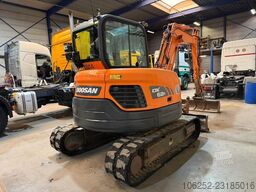 DOOSAN DX 62 R-3 6.2T - *FULL HYDR - *CENTRAL GREASING...