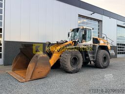 Liebherr L 576 Xpower