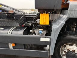 MAN 28.320 6x4-4 BL Winterdienst Lift- Lenkachse