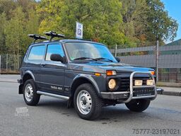 LADA Taiga 4x4 -1. Hand-AHK-Bügel-Dachgepäckträger