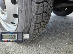 LADA Taiga 4x4 -1. Hand-AHK-Bügel-Dachgepäckträger