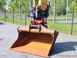 Caterpillar 325 F LCR | ROTOTILT | BUCKET