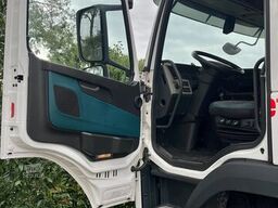 Volvo FM 330