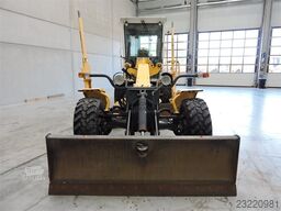 New Holland F106.6A
