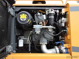Liebherr R946