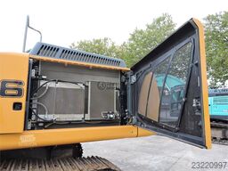 Liebherr R946