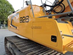 Liebherr R926