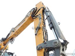 Liebherr R926