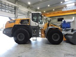 Liebherr L 566 Xpower