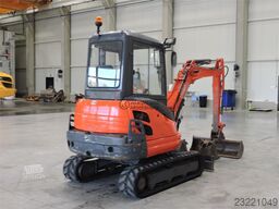 Kubota KX71-3