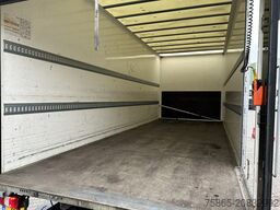 Mercedes-Benz Atego 1318 Euro 6 E / 12 Ton / 56 dkm / Box / L...