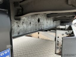 Schmitz Cargobull SCB S3B / Box / 2x Lift axle / Disk Brakes / AP...