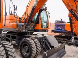 Develon DX210WA