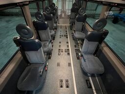 VOLKSWAGEN Crafter 2.5 TDi Maxi 9Sitze + Lift ENGINE BROKEN