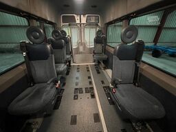 VOLKSWAGEN Crafter 2.5 TDi Maxi 9Sitze + Lift ENGINE BROKEN