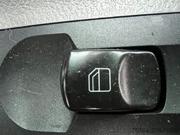 VOLKSWAGEN Crafter 2.5 TDi Maxi 9Sitze + Lift ENGINE BROKEN