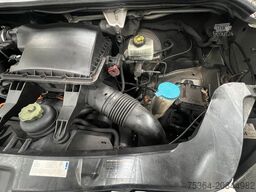 VOLKSWAGEN Crafter 2.5 TDi Maxi 9Sitze + Lift ENGINE BROKEN