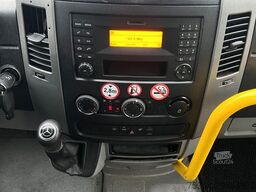 MERCEDES-BENZ Sprinter 313 BlueTEC 7 Sitze+Lift ENGINE NO GOOD