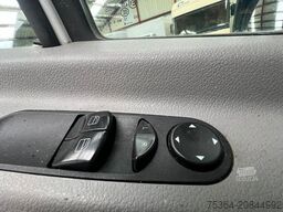 MERCEDES-BENZ Sprinter 313 BlueTEC 7 Sitze+Lift ENGINE NO GOOD