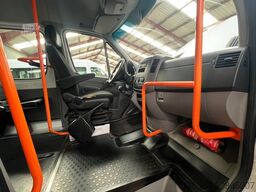 MERCEDES-BENZ Sprinter 313 BlueTEC 9 Sitze+Lift ENGINE BROKEN
